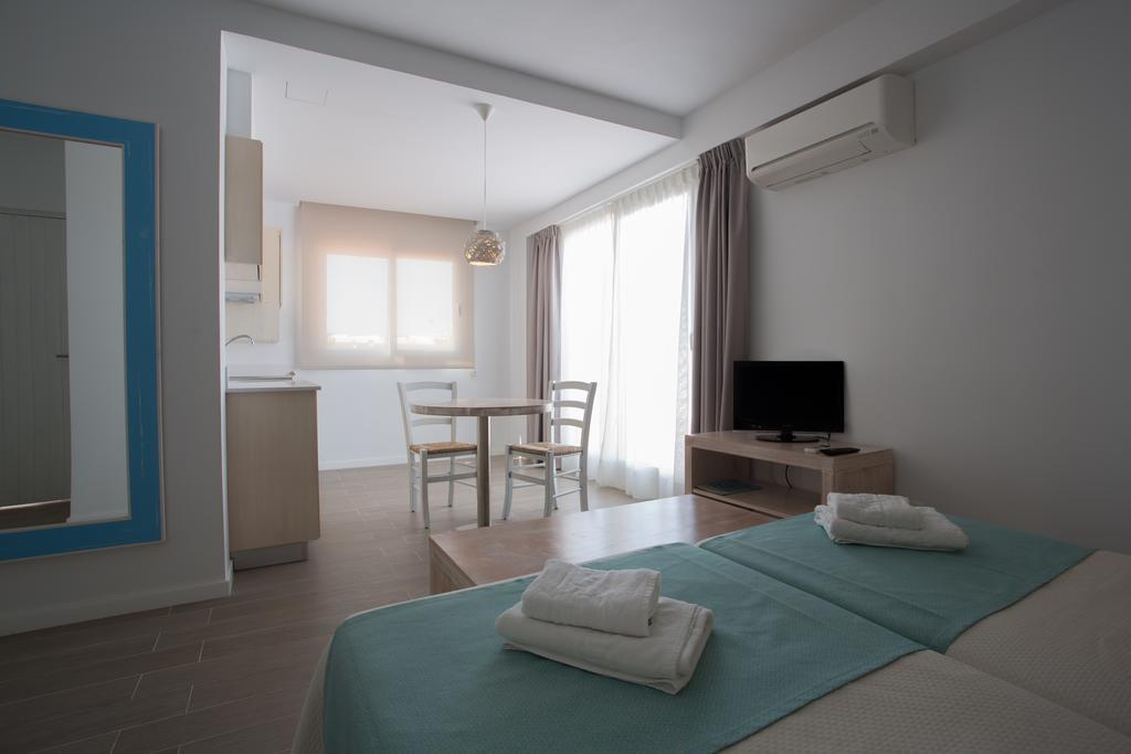 Apartamentos Pou Des Pujols Bagian luar foto