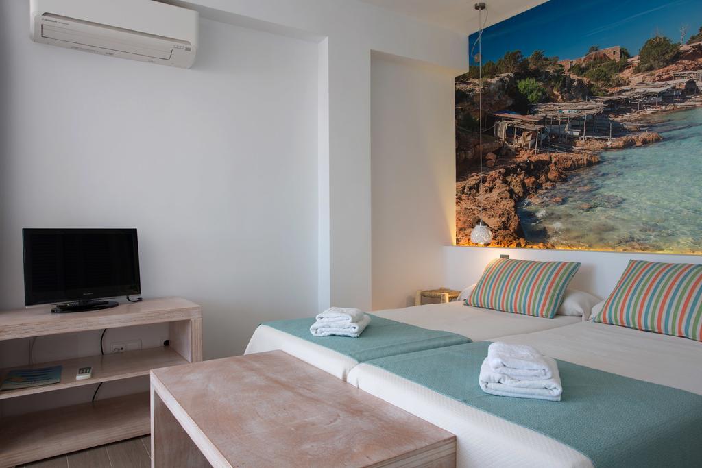Apartamentos Pou Des Pujols Bagian luar foto